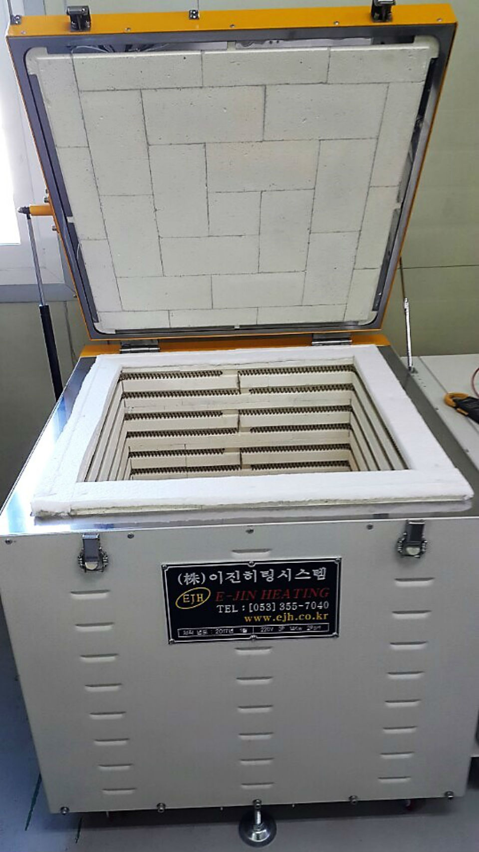 4eb413573fde047cbe7cc5e382cc71c6_1486613