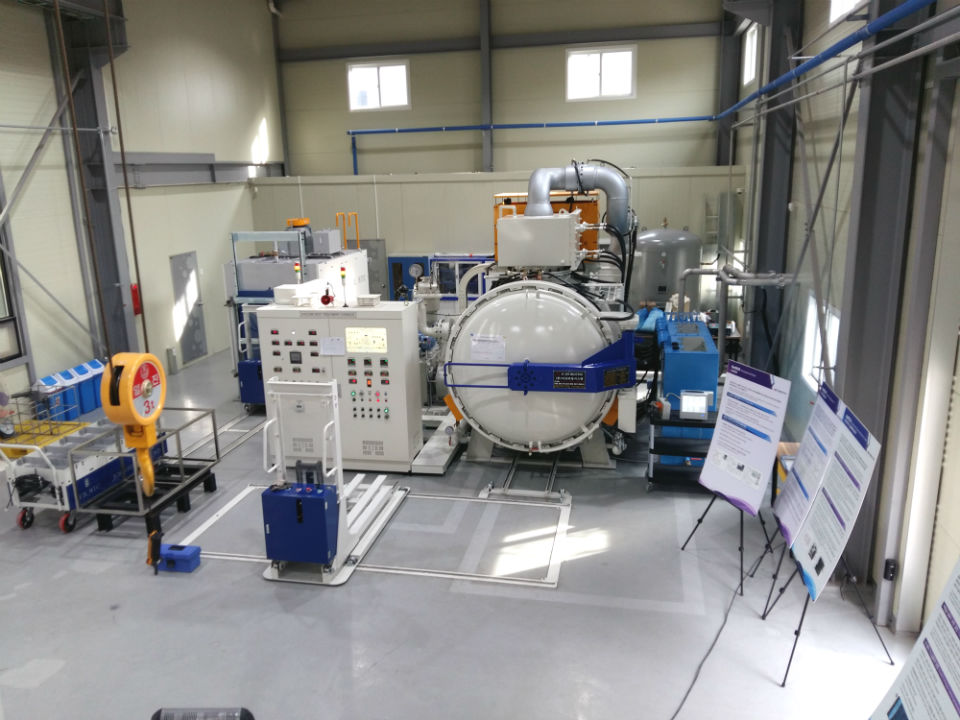 0442e1b6d6ec387fccf18b6ff4a36c98_1513571