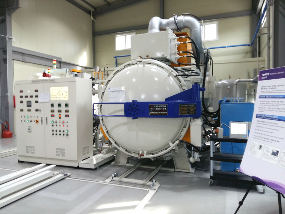 0442e1b6d6ec387fccf18b6ff4a36c98_1513571